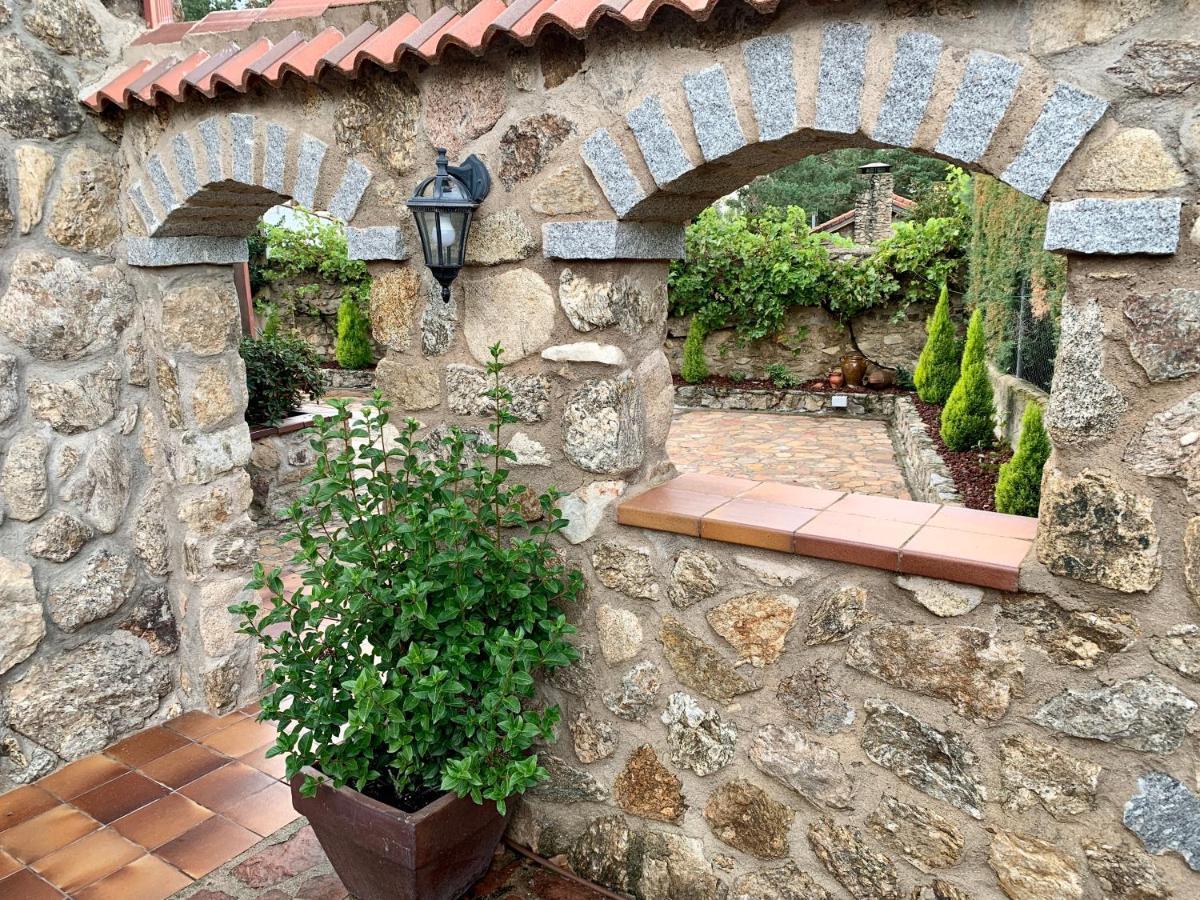 La Casita De Las Hortensias Ortigosa del Monte Exterior foto