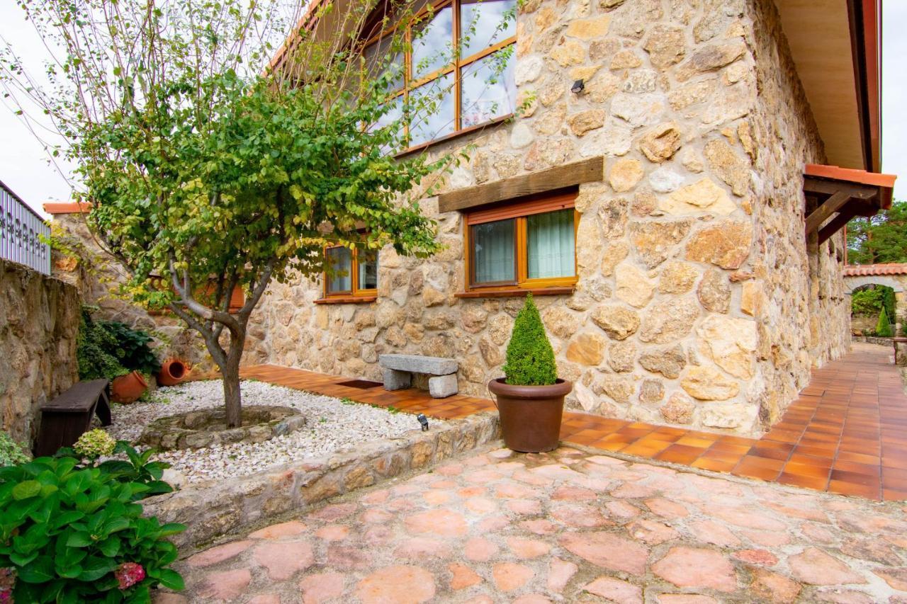 La Casita De Las Hortensias Ortigosa del Monte Exterior foto